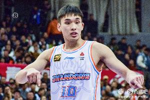 媒体人：谢智杰、王凡懿、陈国豪、张文杰在洛杉矶进行高强度特训